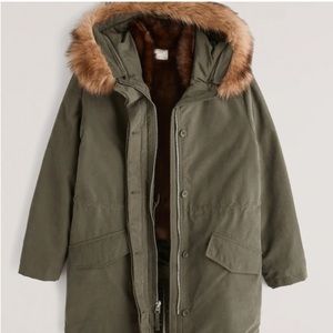 Abercrombie & Fitch 3-in-1 Reversible Faux Fur Parka